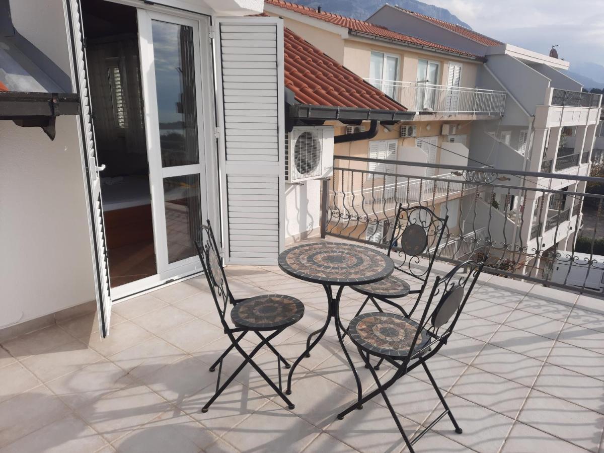 Apartments Rose Loboja Makarska Bagian luar foto