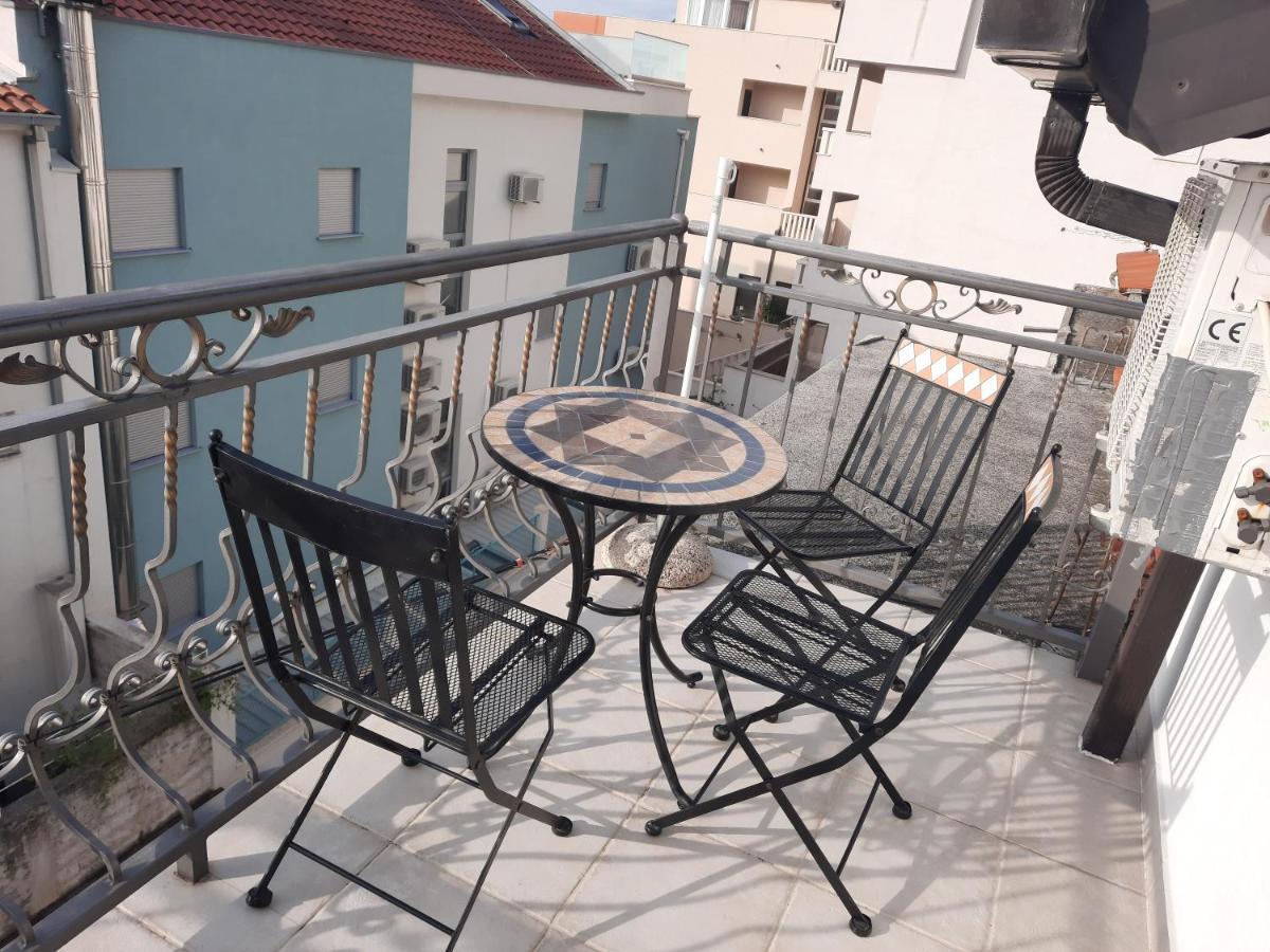 Apartments Rose Loboja Makarska Bagian luar foto