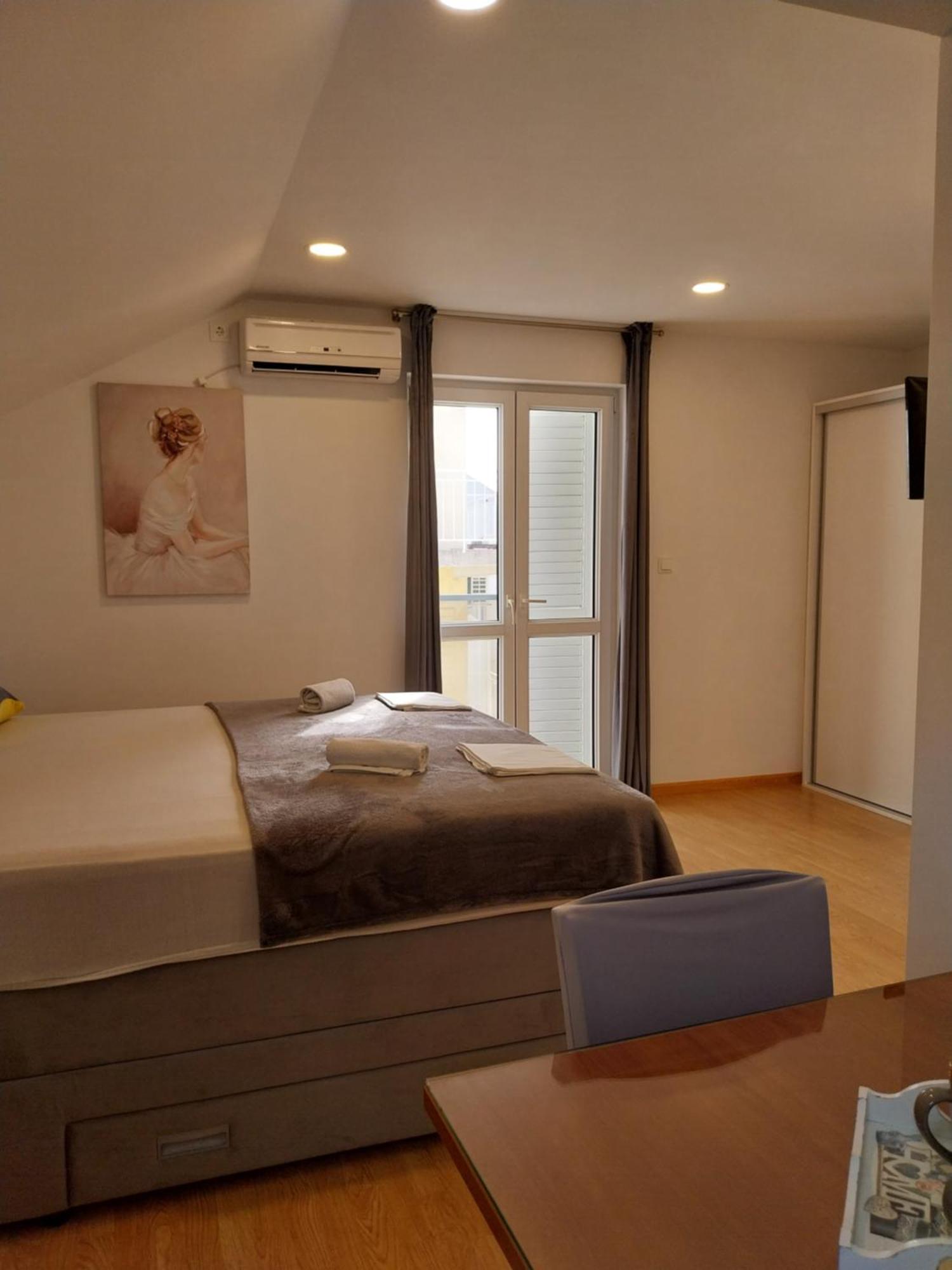 Apartments Rose Loboja Makarska Bagian luar foto