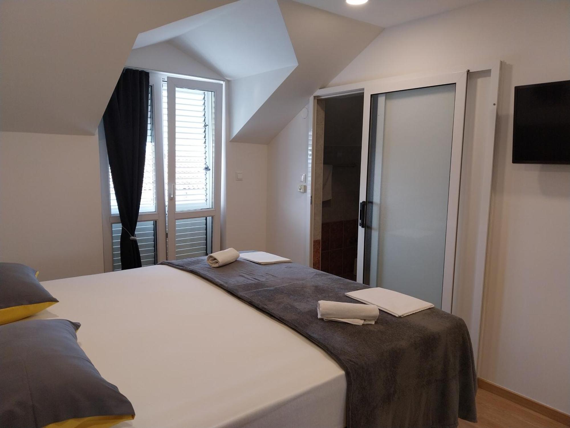 Apartments Rose Loboja Makarska Bagian luar foto
