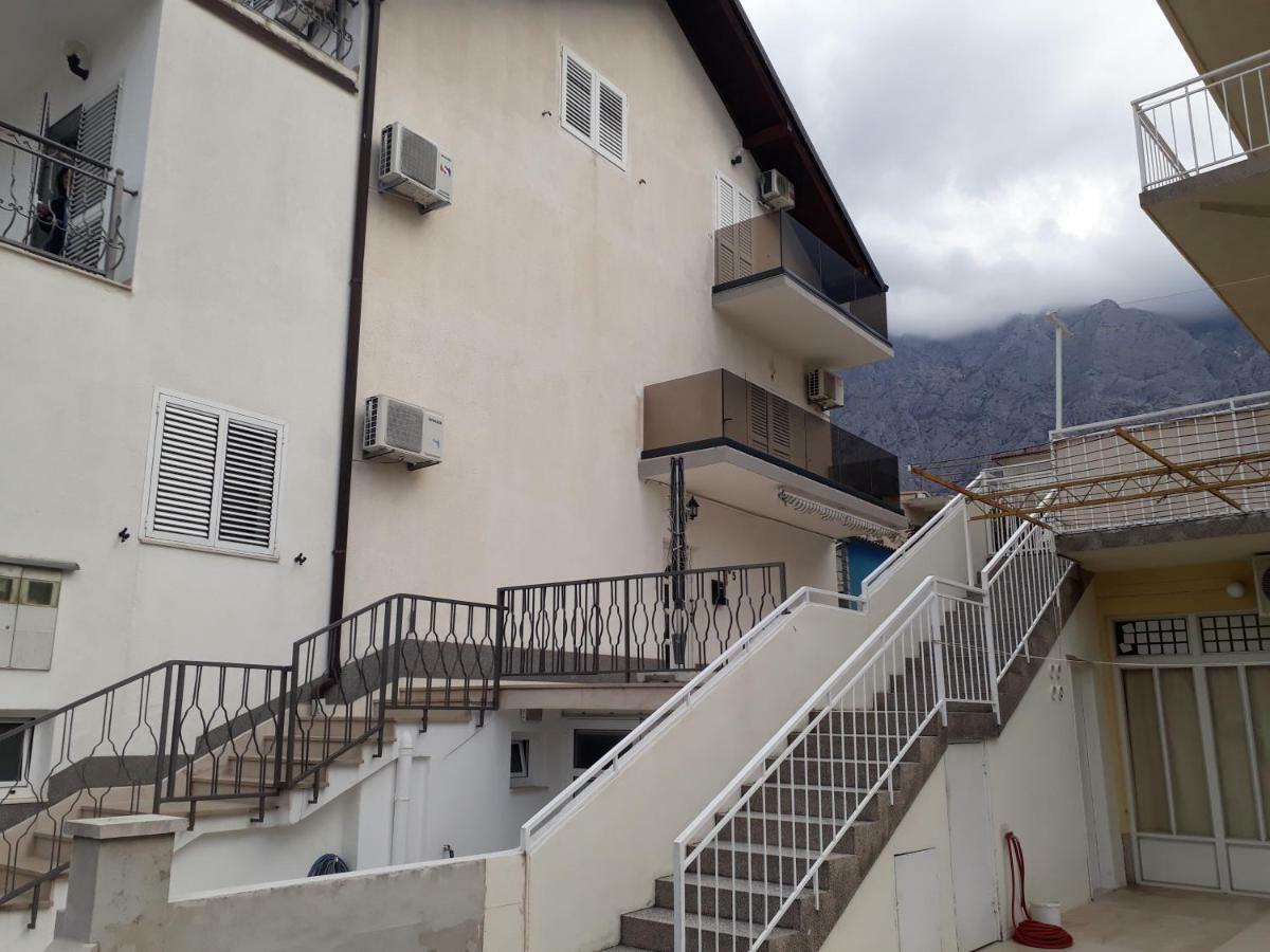 Apartments Rose Loboja Makarska Bagian luar foto